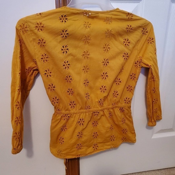 Madewell scalloped eyelet wrap yellow blouse xxs - Picture 7 of 7